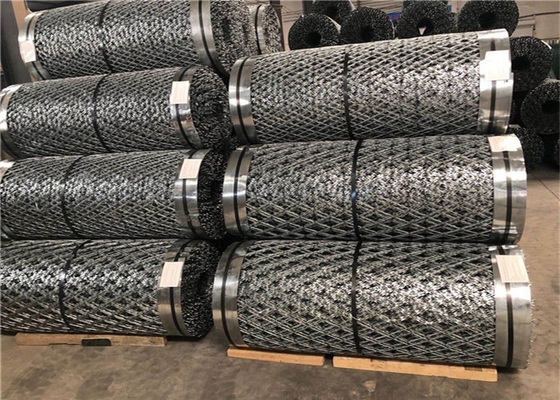 Blade 65mm Hot Dipped Galvanized Welded 3.2mm Concertina Razor Wire Mesh Fencing