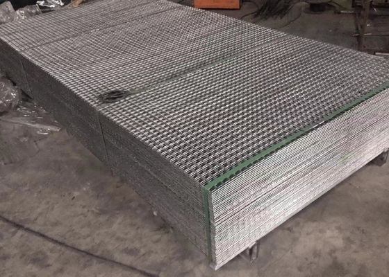 4*8 Feet Hot Dipped Galvanised Welded Wire Mesh Panel Customized Hole Shape