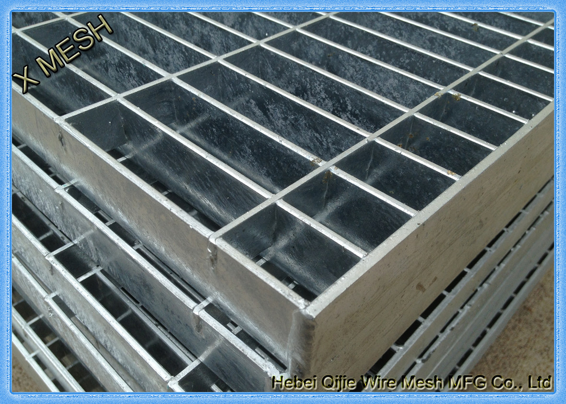 Flattened Expanded Metal Grating Press Sheet Locked Steel Bar For Platform Footpath