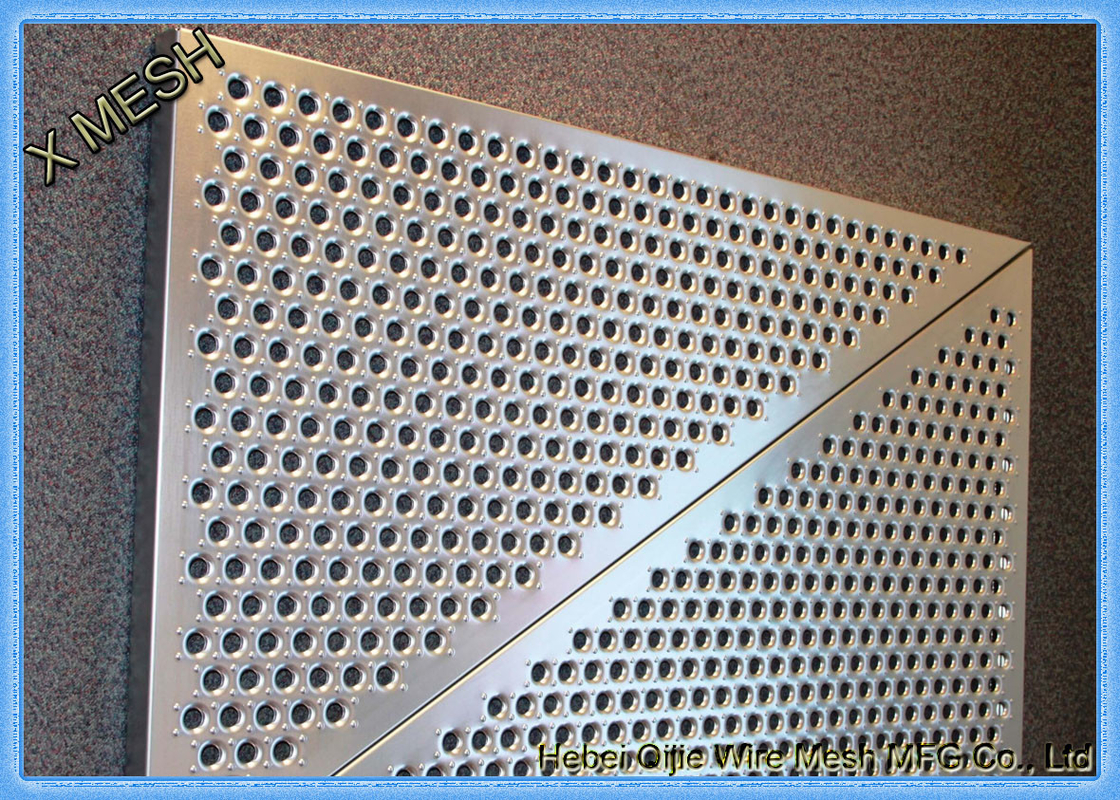 Anti Skid 6061 Aluminum Perforated Metal Sheet Mesh Low Carbon Punch Steel Plate With Holes