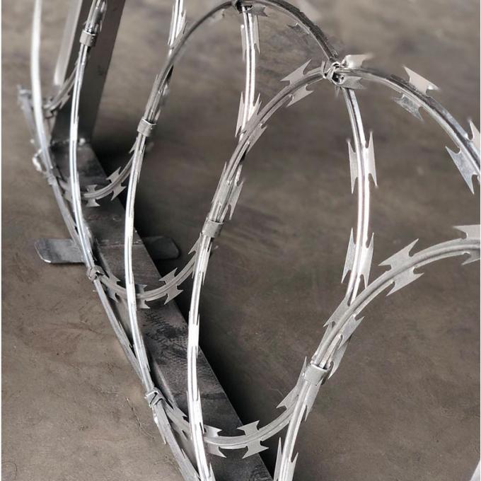 5 Clips Bto 22 Flat Wrap Razor Wire For Crowded Areas
