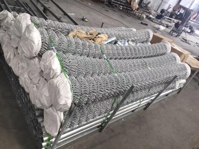 Galvanized PVC Coated Diamond Mesh Wire Chain Link Fence Roll