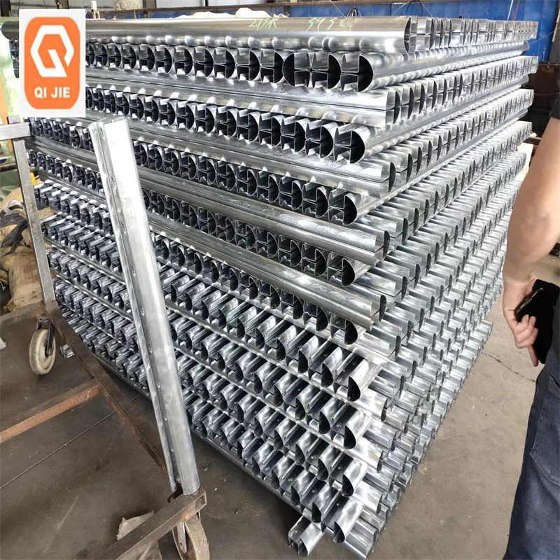 Expanded Clear View VU Wire Mesh Fence For Garden 8