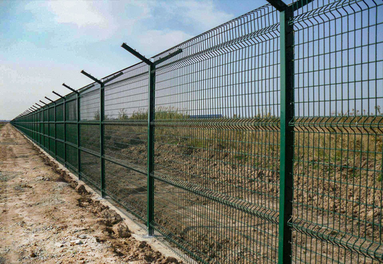 Powder Coated Curved Metal Wire Mesh Panel 3D Fence For Sale