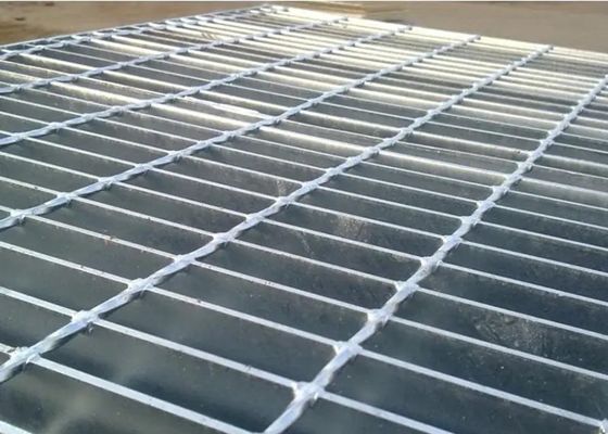 Welded 30x100Mesh Galvanised Floor Grating Customizable Size