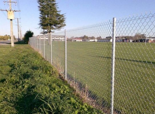 Durable Black Chain Link Fence Privacy Fabric Hot Dipped Galvanized Mesh Fence