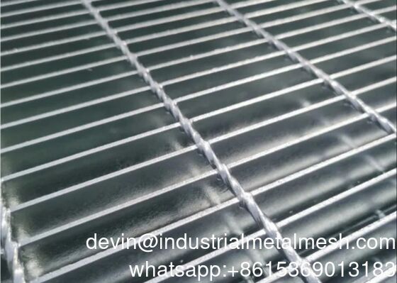 Hot Dipped Galvanized Catwalk Steel Grating Customized Building Material Heavy Duty