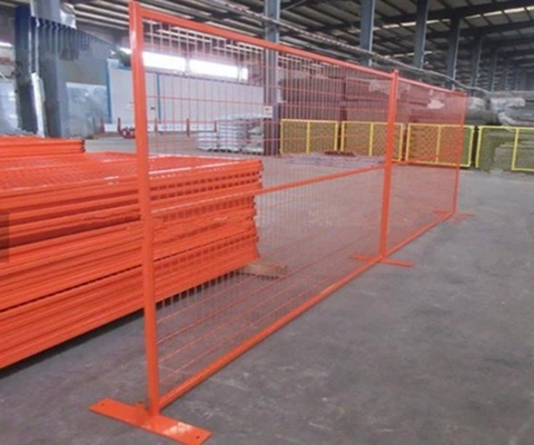CA Mobile Fence 6 FTx10 FT Reuable Galvanized Panels Top Coupler for Isolation