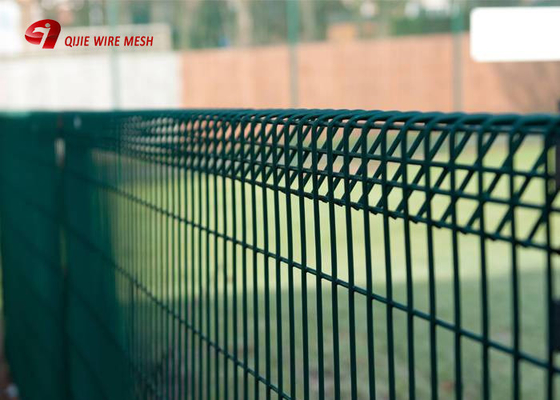 SGS Passed Roll Top Brc Wire Mesh Fence Panels Decorative With Long Time
