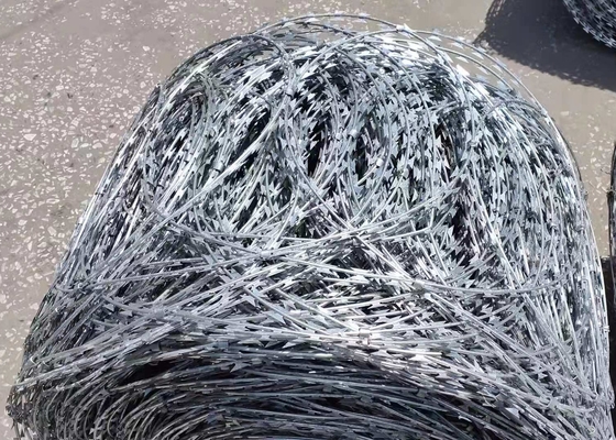 5 Clips Bto 22 Flat Wrap Razor Wire For Crowded Areas