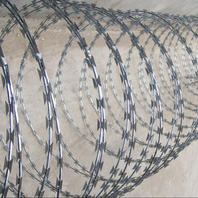 Safety Barbed Hdg Concertina Razor Wire Mesh 12x12 Bwg