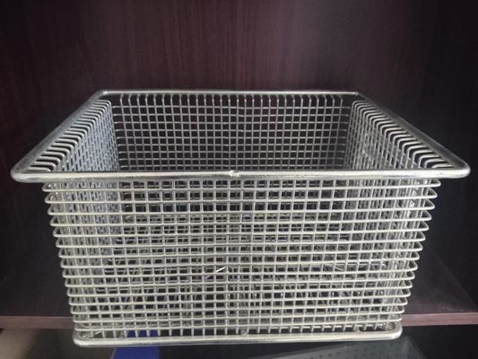 Silver 0.5mm Stainless Steel Wire Mesh Tray Sterilizing Corrosion Resistant