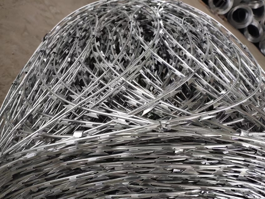 Galvanized Security Fencing Concertina Price Razor Barbed Wire