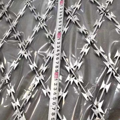 950mm Coil Diameter Razor Barbed Wire For Construction Galvanized