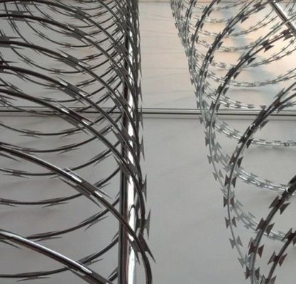 Heavy Galvanised Concertina Razor Wire Barbed Tape Security Fencing