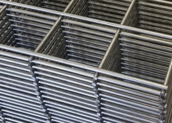 Hot Dipped Galvanized Welded Fencing Panels 3mm 4mm 5mm 6mm Thickness