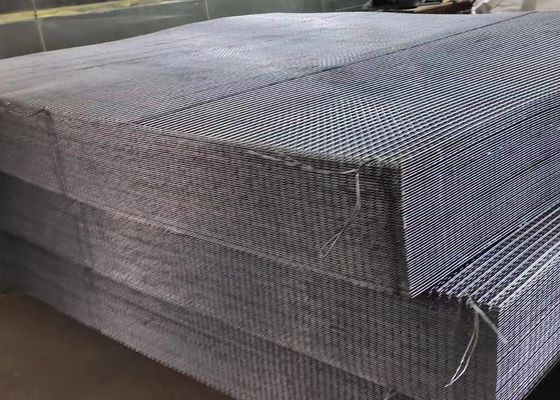 Hot Dipped Galvanized Welded Wire Mesh For Animal Pet Cages