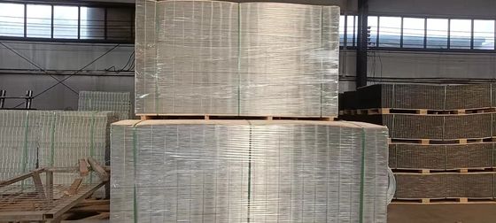 2" Square Galvanized Weld Mesh Fence Panels For Agricultural / Transportation