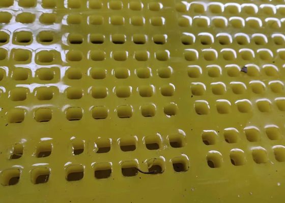 25mm Mining Screen Mesh , Polyurethane Screen Mesh Yellow Fit Coal Industrial