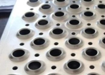 Stainless 2MM Galvanized Steel Grating 240 X 4020MM / Anti Slip Tread Plates