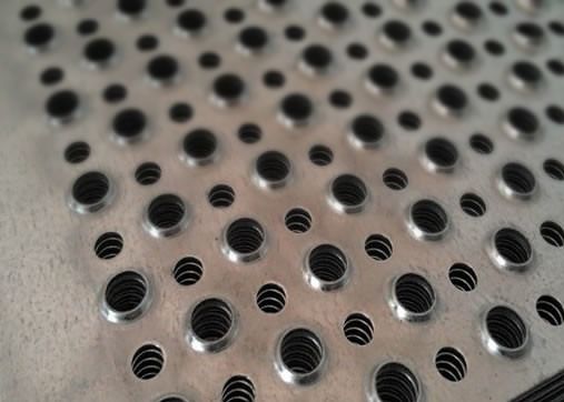Stainless 2MM Galvanized Steel Grating 240 X 4020MM / Anti Slip Tread Plates