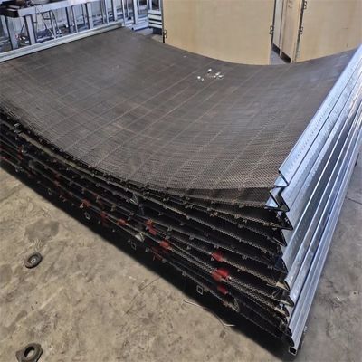 1.5m X 1.95m 4mm Vibrating Screen Mesh In Mineral Processing