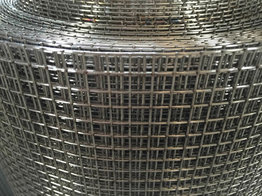 Fencing 1.5mm Galvanized Welded Wire Mesh Rolls Carbon Steel