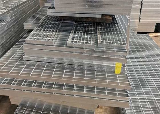 OEM Customized Hot Dipped Galvanized Plain/Serrated Steel Grating for Platform Walkway /Drain Trench Cover