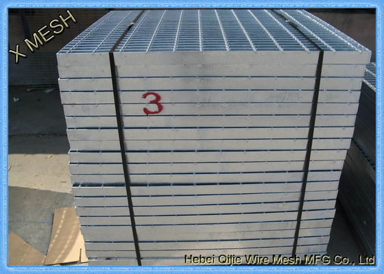 Serrated Welded Steel Bar Galvanized Grating Step For Floor Application