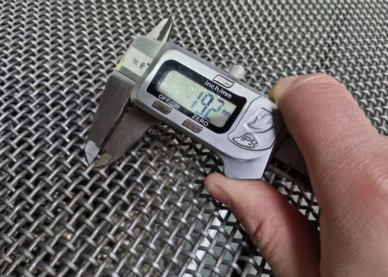 Stainless Steel Crimped Wire 65mm Sand Mesh Vibrating Screen 1.5m X 1.95m