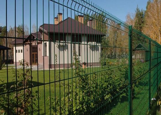 Protect Garden In Style Outdoor Decorative 3D Curved Welded Wire Mesh Fence