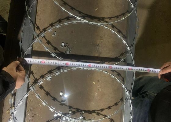 High Strength Razor Barbed Wire For Protection Mesh / Farm Fencing