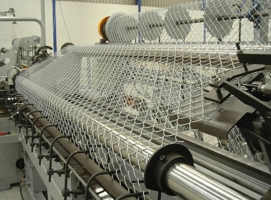 High Security Galvanized Chain Link Fence With Barbed Wire 5mm Diameter 3 Foot Height