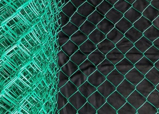 7 Ft PVC Coated Hot Dipped Galvanized Chain Link Fence Fabric Residential