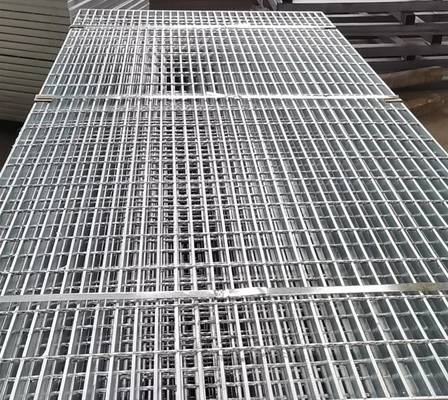 Heavy Duty Galvanized Steel Driveway Grating Metal Bearing Bar Steel Grid Serrated Steel Mesh
