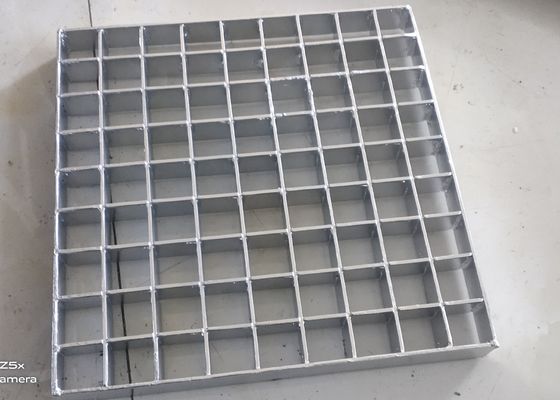 Press Locked Galvanized Steel Grating Expanded Metal Mesh 40 X 100 Mm Pitch