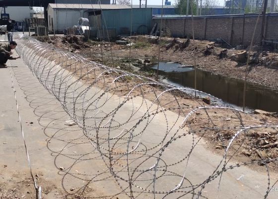 Hot Dipped Galvanized Concertina Razor Barbed Wire