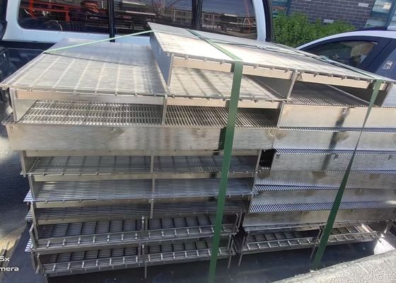 Heavy Gauge Metal Wire Mesh , Stainless Steel Grid Mesh Strainer Basket Wedge Wire Slotted