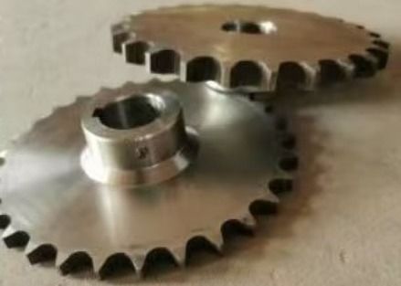 DIN Sprocket 24B 28B 32B Chain Wheel With 10mm Tooth And C45 Material