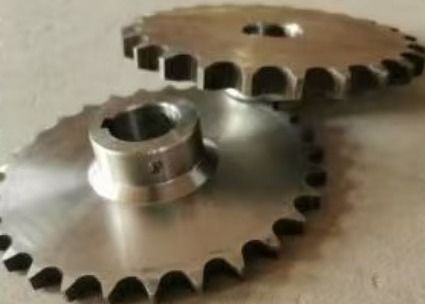 DIN Sprocket 24B 28B 32B Chain Wheel With 10mm Tooth And C45 Material