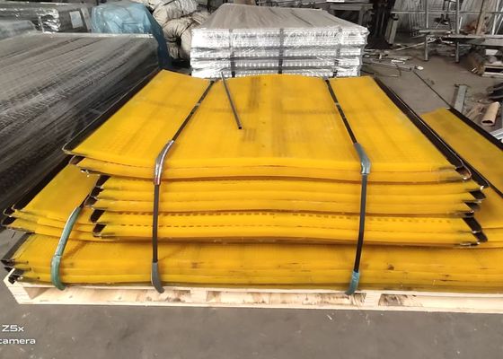 Yellow PU Mesh Polyurethane Screen Panels With Hook For Mine Vibrating