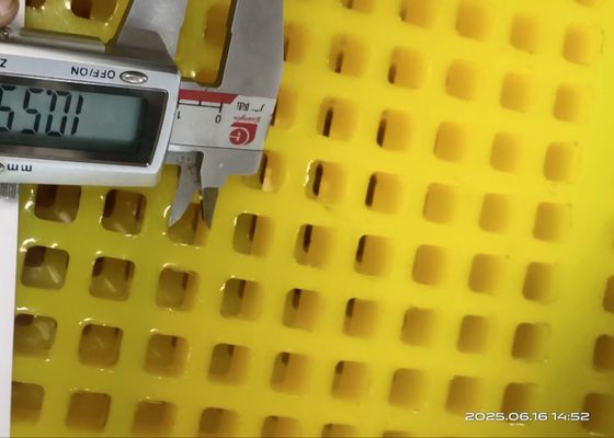 Optimal Performance 30mm Thickness Square Polyurethane Screen Mesh In Plain Weave