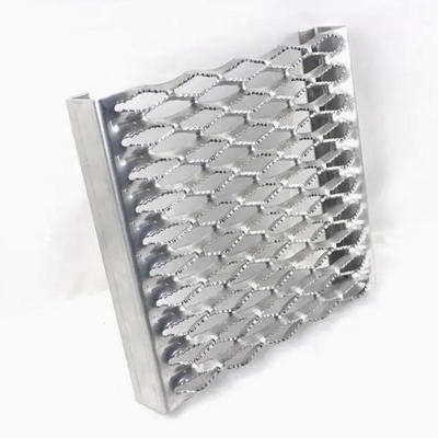 Crocodile mouth hole anti-skidwalkway/aluminum tread plate