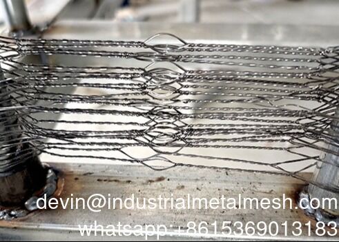 MZP Anti-Tank Metal Wire Mesh 10x10x1.4m Low-Visibility Barrier