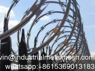 Tear Blade BTO-30 Razor Wire  Concertina Flat Wrap Razor Wire Fencing