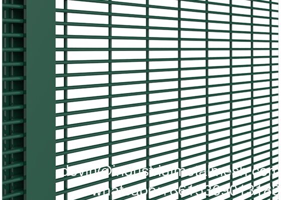 Powder Coated Clear View Anti Climb Perimeter Welded Anti-Theft Metal Wire 358 Mesh Fence for High Security/Safety/Airport/Electric