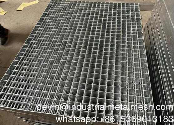 Heavy Duty Stainless Steel Grating for Sturdy Inspection Stairs