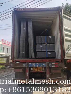 1.2mm Steel Welded Wire Mesh Panels for Farm Use