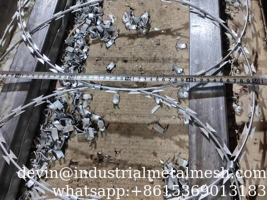 Heavy-Stranded Razor Barbed Wire for Reinforced Fences with Multiple Wires