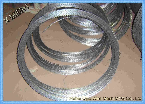 450mm Coil Diameter Bto-22 Galvanized Concertina Razor Barbed Wire for Prison